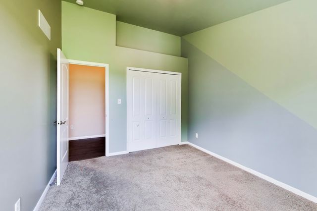 3738 W 68th Avenue, Merrillville, IN 46410