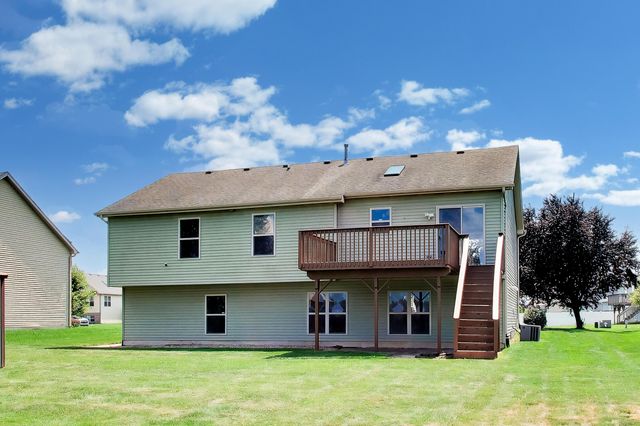 3738 W 68th Avenue, Merrillville, IN 46410