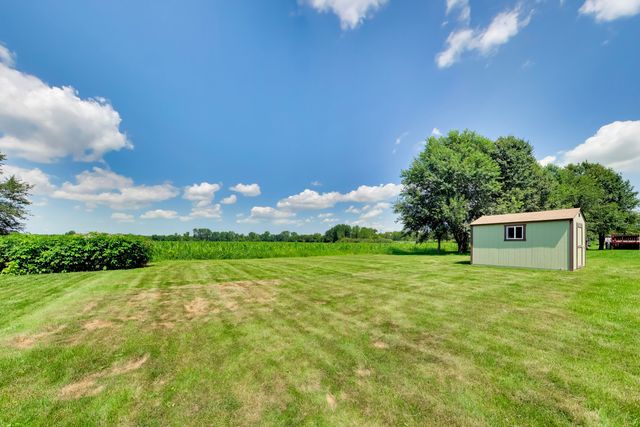 3738 W 68th Avenue, Merrillville, IN 46410