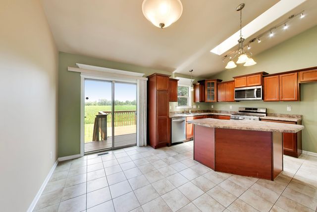 3738 W 68th Avenue, Merrillville, IN 46410