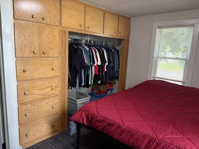 1501 N SUMMIT STREET, Appleton, WI 54914