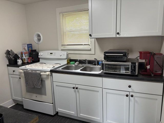 1501 N SUMMIT STREET, Appleton, WI 54914