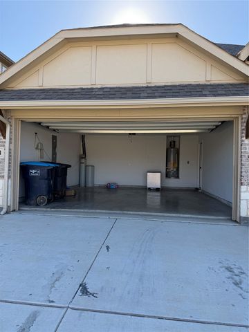 9141 Rock Nettle Drive, Fort Worth, TX 76131