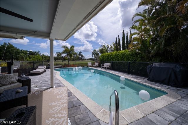 191 Torrey Pines PT, Naples, FL 34113