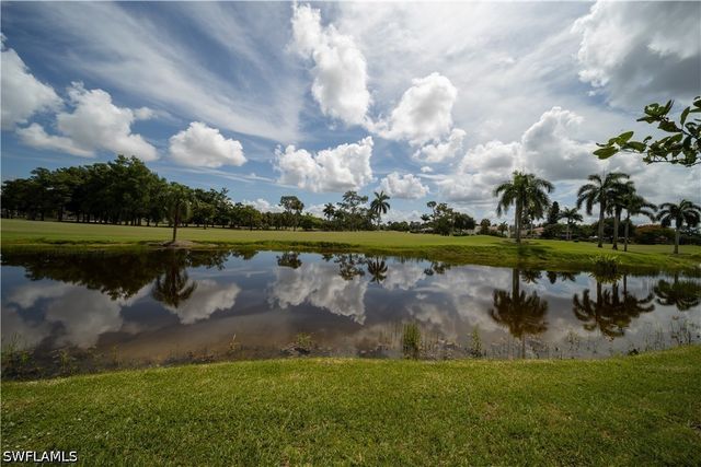 191 Torrey Pines PT, Naples, FL 34113