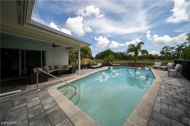 191 Torrey Pines PT, Naples, FL 34113