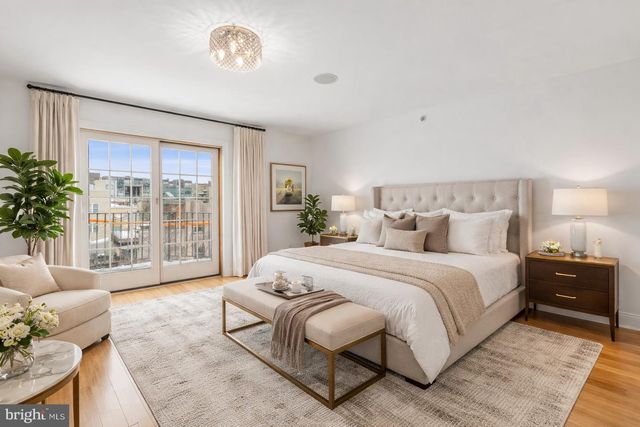 1004 N BODINE ST, Philadelphia, PA 19123