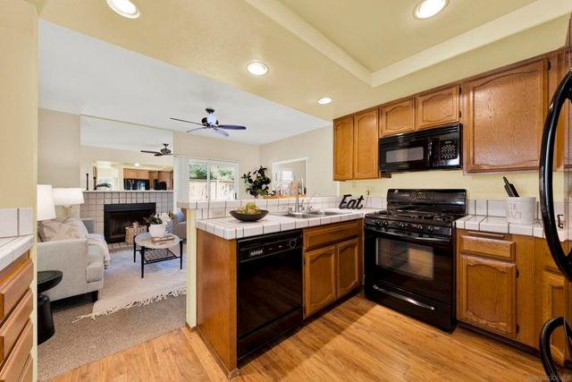 11458 Madera Rosa, San Diego, CA 92124