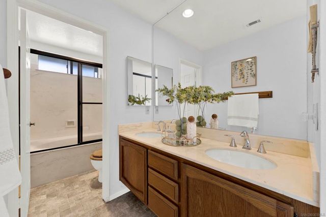 11458 Madera Rosa, San Diego, CA 92124