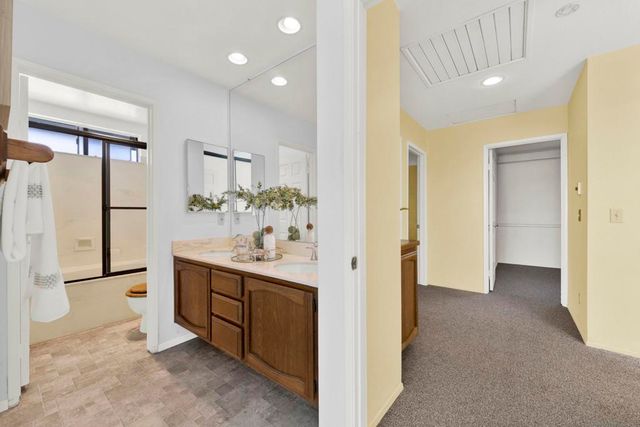 11458 Madera Rosa, San Diego, CA 92124