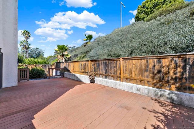 11458 Madera Rosa, San Diego, CA 92124