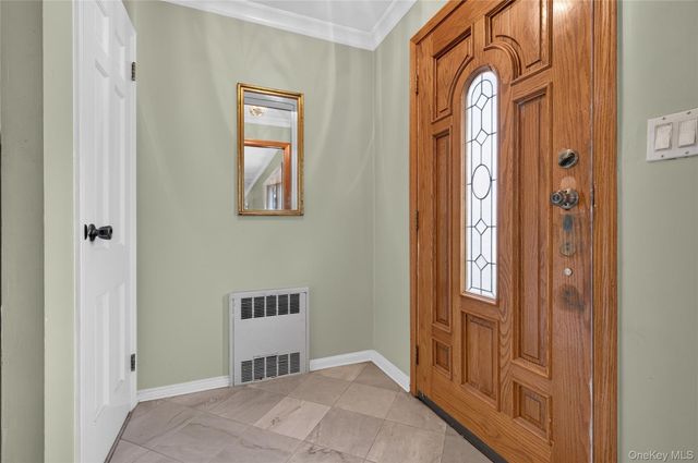 146 Longwood Avenue, Westbury, NY 11590