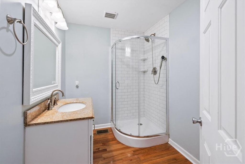 Image 19 of property listing at 12 Moss Pointe Court, Savannah, GA 31410