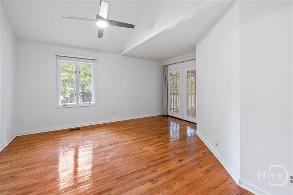 Image 20 of property listing at 12 Moss Pointe Court, Savannah, GA 31410