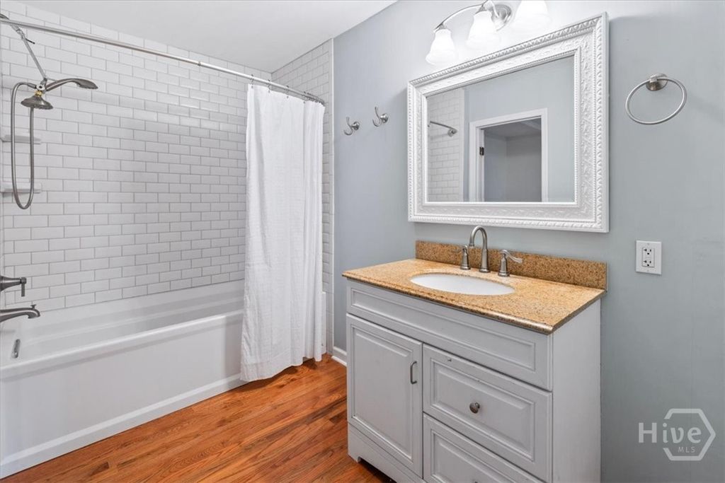Image 22 of property listing at 12 Moss Pointe Court, Savannah, GA 31410