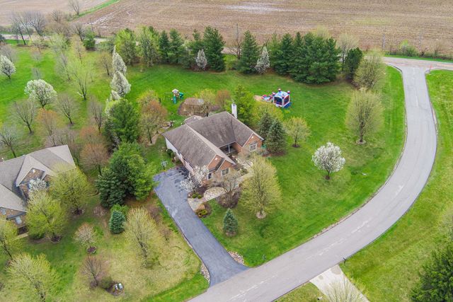 19N055 Woodview Parkway, Hampshire, IL 60140
