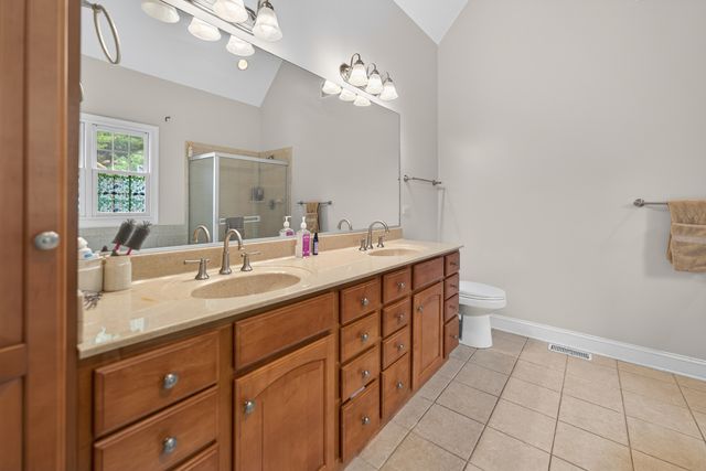 19N055 Woodview Parkway, Hampshire, IL 60140