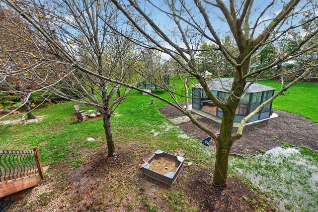 19N055 Woodview Parkway, Hampshire, IL 60140