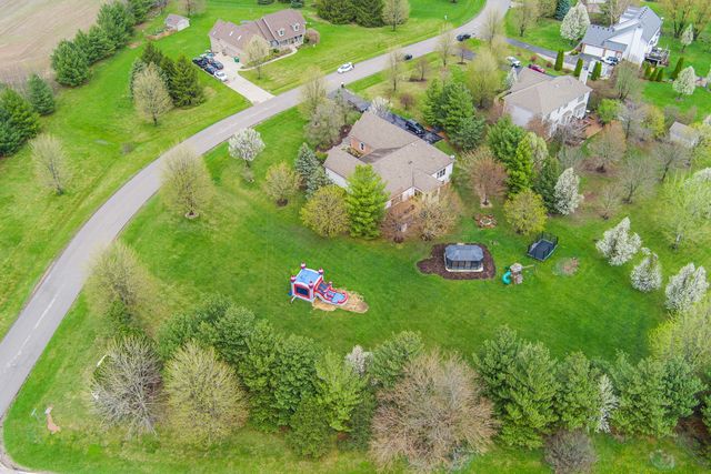 19N055 Woodview Parkway, Hampshire, IL 60140