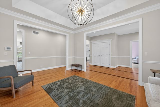 19N055 Woodview Parkway, Hampshire, IL 60140