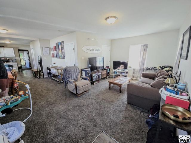 920 Carteret Ave, Pueblo, CO 81004
