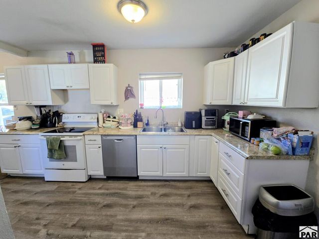 920 Carteret Ave, Pueblo, CO 81004