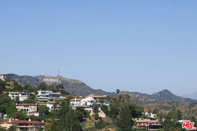 7250 FRANKLIN Avenue 801, Los Angeles, CA 90046