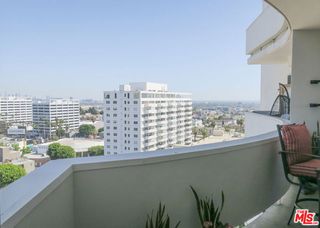 7250 FRANKLIN Avenue 801, Los Angeles, CA 90046