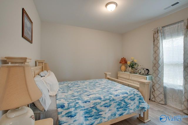 7619 Flint Crossing Circle, Owens Cross Roads, AL 35763