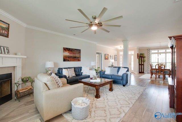 7619 Flint Crossing Circle, Owens Cross Roads, AL 35763