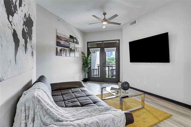 390 17th Street NW 6006, Atlanta, GA 30363