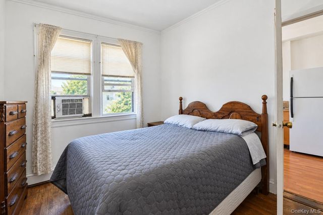 3062 49th Street, Astoria, NY 11103