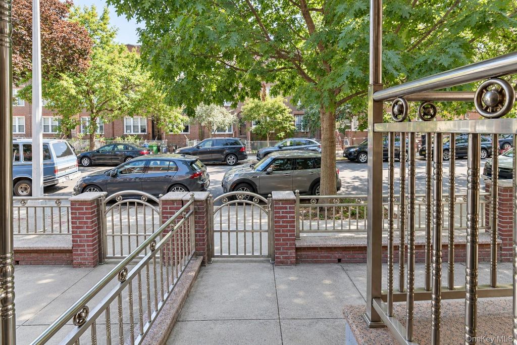 3062 49th Street, Astoria, NY 11103 — photo 4