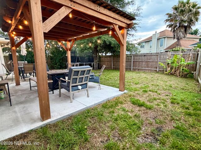 2959 MAJESTIC OAKS Lane, Green Cove Springs, FL 32043