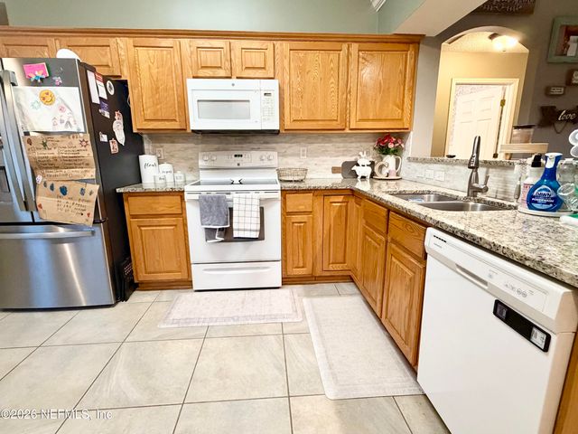 2959 MAJESTIC OAKS Lane, Green Cove Springs, FL 32043