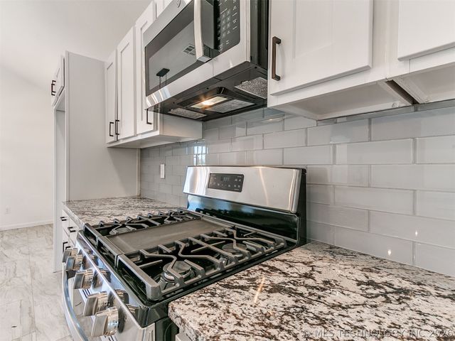 2813 S 88th East Avenue E, Tulsa, OK 74129