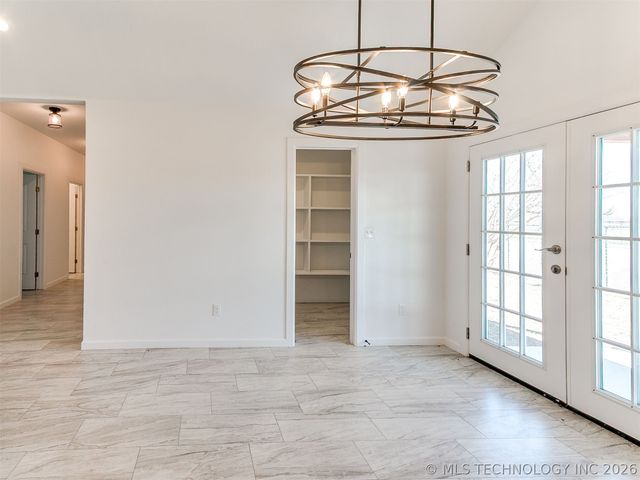 2813 S 88th East Avenue E, Tulsa, OK 74129