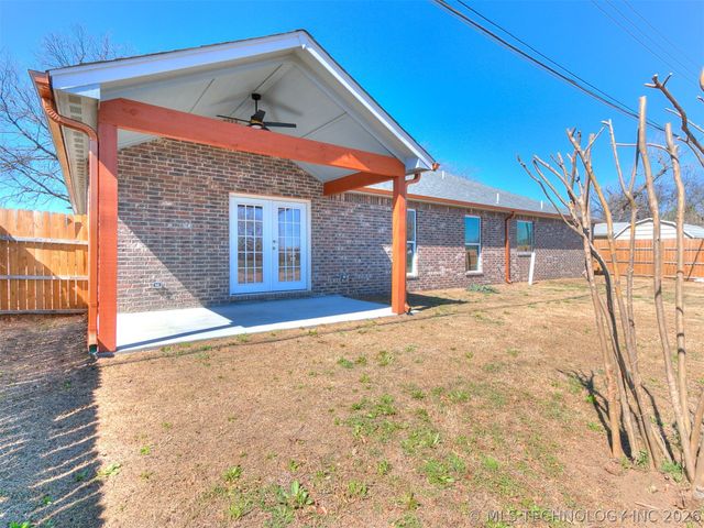 2813 S 88th East Avenue E, Tulsa, OK 74129