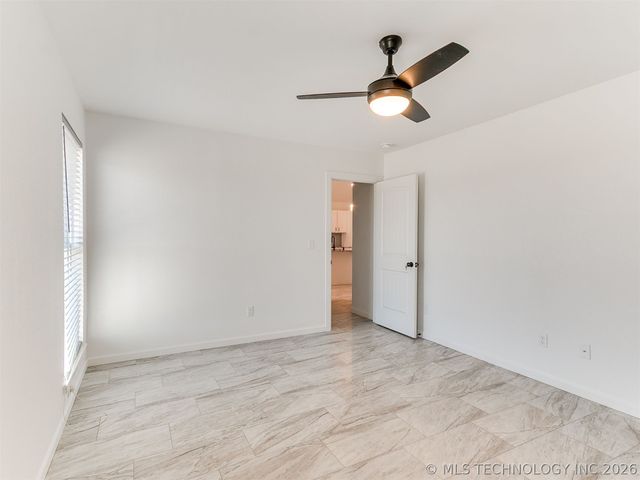 2813 S 88th East Avenue E, Tulsa, OK 74129