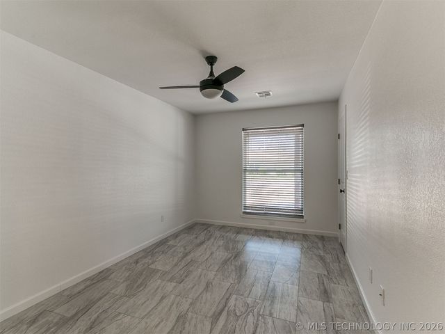 2813 S 88th East Avenue E, Tulsa, OK 74129