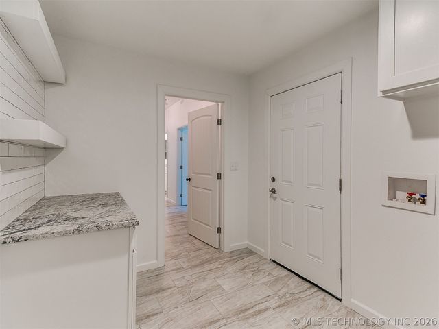 2813 S 88th East Avenue E, Tulsa, OK 74129