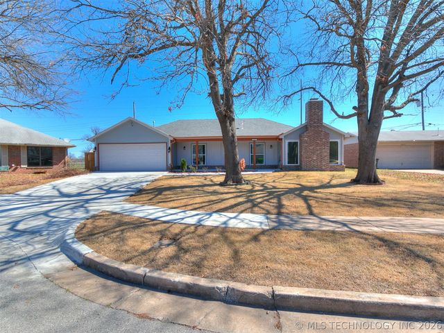 2813 S 88th East Avenue E, Tulsa, OK 74129