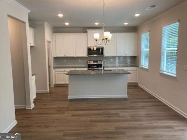 4004 Riverchess Lane, Atlanta, GA 30331