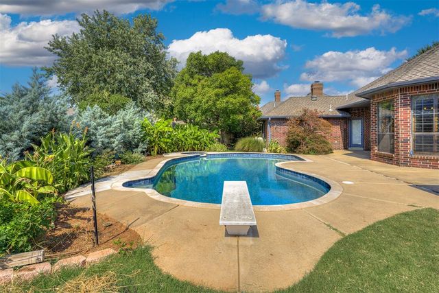 6508 NW 111th Street, Oklahoma City, OK 73162