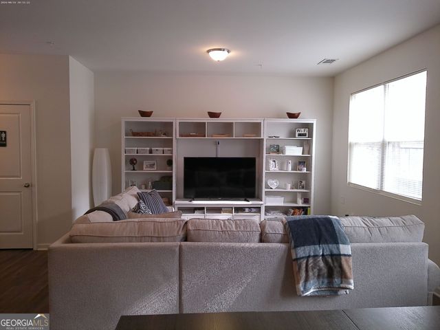 1586 Larkspur Trail, Conyers, GA 30012