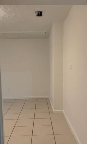 6300 SW 41st Street, Davie, FL 33314
