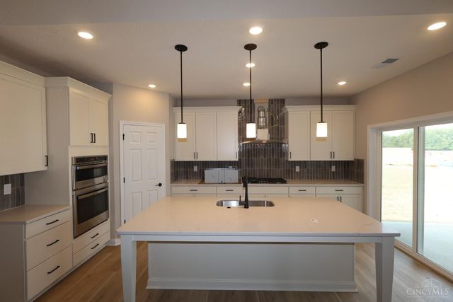 195 Tilly Court, Springboro, OH 45066