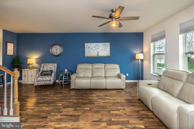 321 DAWSON PL, Downingtown, PA 19335