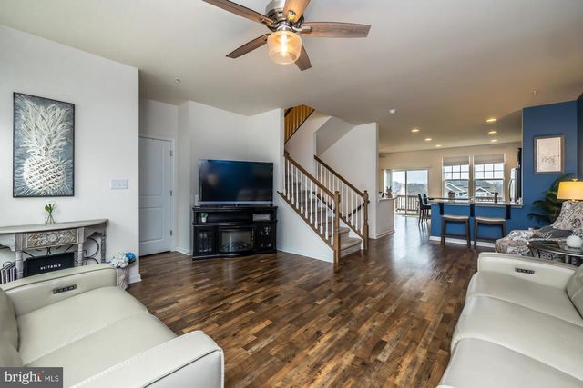 321 DAWSON PL, Downingtown, PA 19335