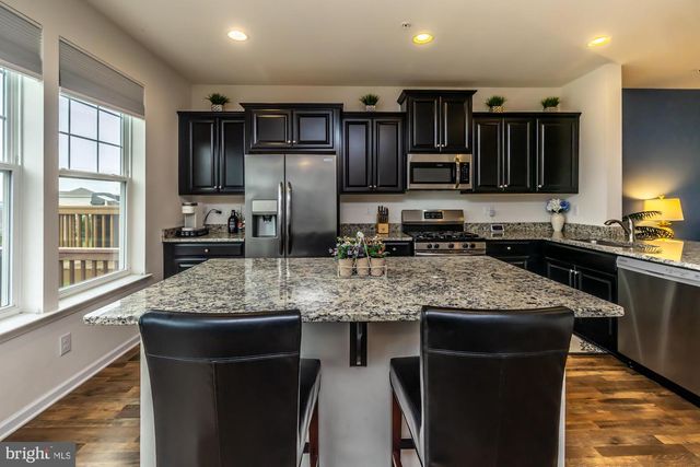 321 DAWSON PL, Downingtown, PA 19335